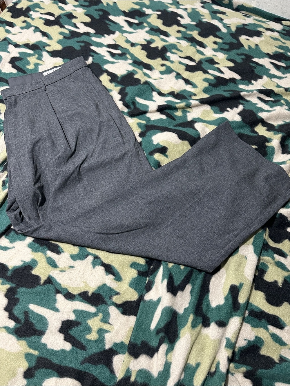 GAP Men’s Charcoal Grey Baggy Dress Pants